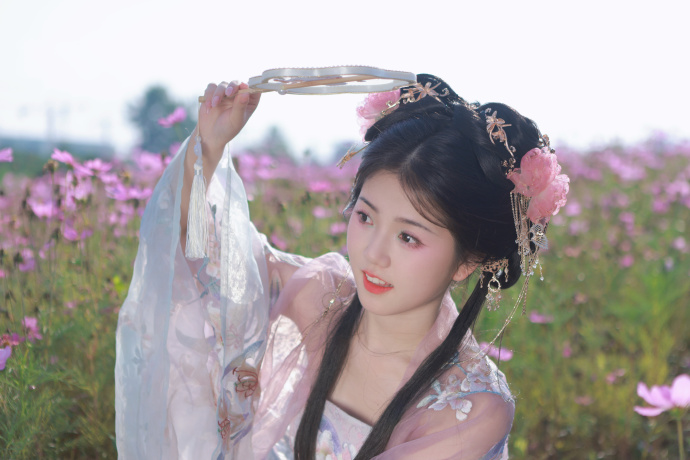黑镜 封面